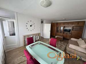 KOMPLETNO OPREMLJEN JEDNOIPOSOBAN STAN NA LIMANU 2
