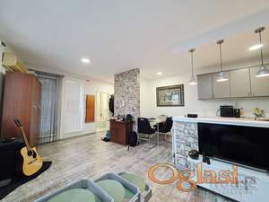 STAN - NOVI SAD - CENTAR - 42m2 - 134400 evra