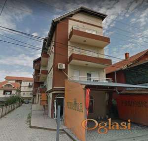 Izdajem namešten stan od 36m2