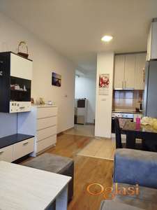 Top lokacija, kompletno namesten 1.5 stan! Hitna prodaja!