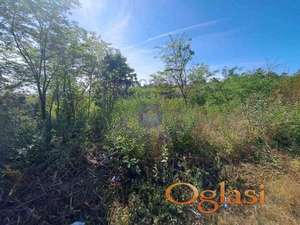 Plac u Starim Ledincima na odličnoj poziciji