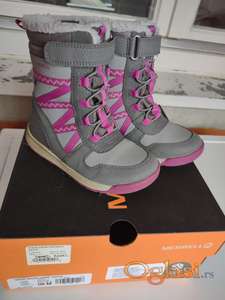 Merrell Snow Crush cizme za sneg broj 26