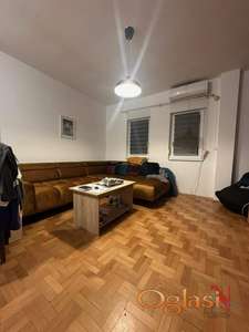 ODMAH USELJIV STAN !!!