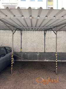 Sajam - NATKRIVEN parking u dvoristu zgrade