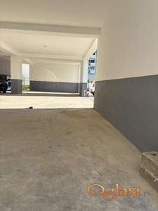 Garazno mesto Lagator