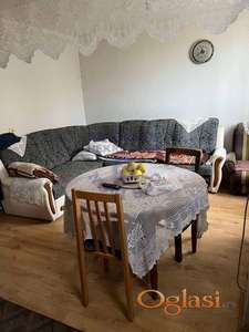 Odlična kuća u Rakovcu