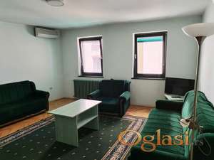 CENTAR pešačka zona, apartman za dve osobe