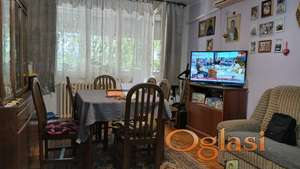 Dvosoban stan na Detelinari