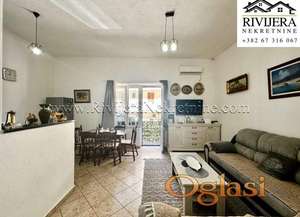 Dvosoban stan na atraktivnoj lokaciji u Skaljarima Kotor