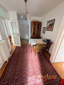 Lep, topao, renoviran stan