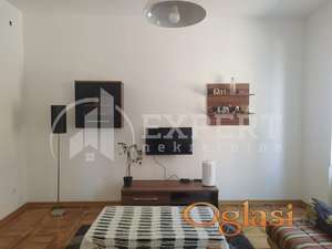 Salonski stan na Paliluli, vpr- prvi sprat