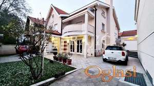 Izdato! Zvezdara,Hektorovićeva,550m2+dvorište(6 parking mesta) #3837