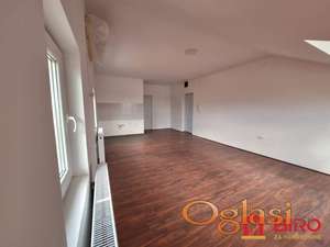 Na prodaju odličan dvosoban stan površine 40m², smešten na odličnoj lokaciji na Klisi!