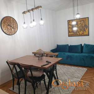 NOVI SAD - CENTAR - 70m2 - 800 evra