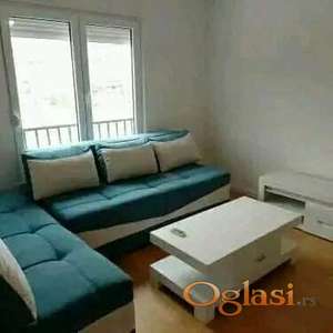 IZDAJEM  NAMJESTENU GARSONJERU   U  PODGORICI  U NOVOGRADNJI   - POGODNA   ZA   STUDENTE  - NA   DUZI     PERIOD  - PRVI SPRAT -  33  M2    OBALA RIBNICE U NEPOSREDNOJ BLIZINI  CENTRA GRADA