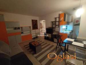 Uknjižena i renovirana garsonjera na odličnoj lokaciji! ID#9772