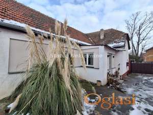 Salajka-Useljiva Prazna kuća 116 m2 sa lepim dvorištem 574 m2 u mirnom kraju-Zakupnina 600e-065/385 8880