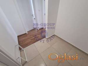 Odličan dvosoban stan na Somborskom bulevaru!