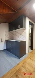 Kompletno renoviran jednoiposoban stan, 39m2 podne površine. Telep!