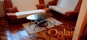 Garsonjera vlasnim almaŝka crkva