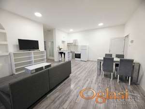 STAN - NOVI SAD - BULEVAR - 71m2 - 198800 evra