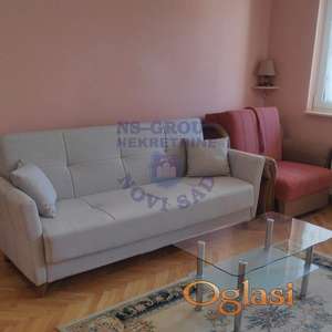 Sjajna garsonjera u blizini Bulevara Osolbođenja