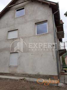 Odlična porodična kuća, 256m2 sa pomoćnim objektima 100m2, plac  2987m2, Malošište