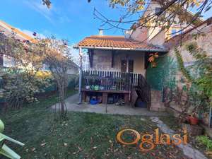 Odlicna kuca u Veterniku