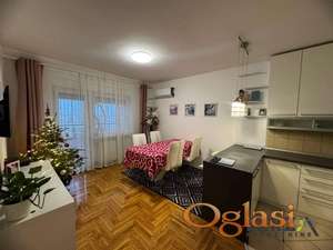  ODLIČAN TROIPOSOBAN STAN NA BULEVARU PATRIJARHA PAVLA