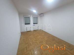 NOVI SAD - BULEVAR PATRIJARHA PAVLA - 50.00 m2