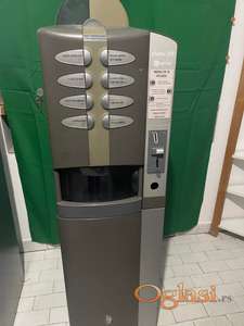 Vending NECTA Colibri C5 aparat za kafu,mleko,cokoladu i caj