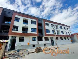 Izdajemo Garsonjeru 27m nova, prazna Novi Sad, Čerevićka ulica