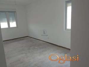 Majora Zorana Radosaljevića, 65 m2