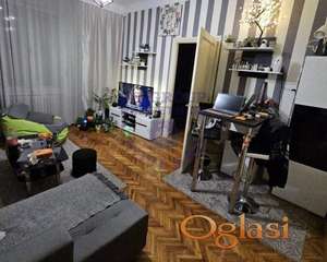 Odličan stan u centru Novog Sada