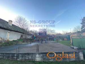 Plac u centru Sremskih Karlovac