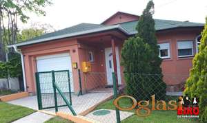 Kvalitetna,funkcionalna,energetski efikasna(podno grejanje sa kombinovanim gasnim kotlom),novija,potpuno završena sa svom infrastrukturom,kuća od 77m2