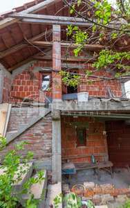 Vikendica, Delijski Vis, 80 m2