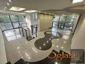 Na prodaju – Odličan lokal na atraktivnoj lokaciji, Nova Detelinara!