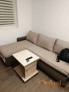 Odlicna garsonjera na Novoj detelinari