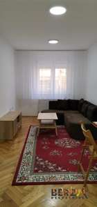 NAMEŠTEN DVOSOBAN PET FRIENDLY STAN KOD FUTOŠKE PIJACE