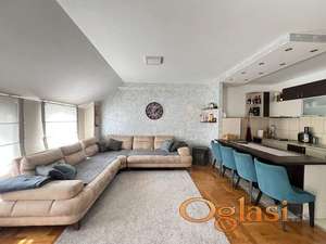 Odličan trosoban stan Nova Detelinara