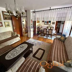 Trosoban stan na Novom Naselju, 90m2