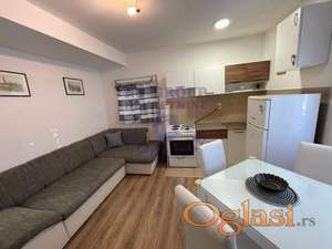 Namesten stan 28m2, odmah useljiv