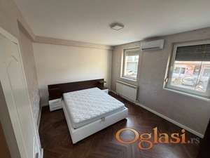 PRELEP KOMFORAN STAN U INĐIJI