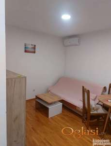 Izdajem stan na Adicama, cena 250 €