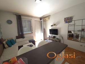 Garsonjera 25m sa nameštajem Novi Sad, Nova Detelinara