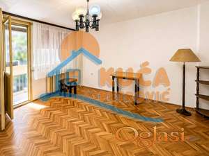 Izdaje se dvosoban polunamešten stan na početku Bulevara Nemanjića, 51m2