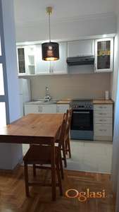 Odmah useljiva garsonjera