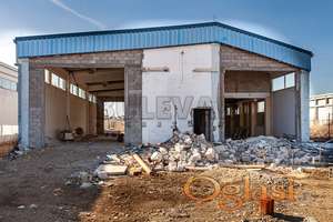 Poslovni  objekat  u  izgradnji, 326 m2, plac  od  9.641 m2, Mramorsko  brdo