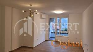 Izdaje se nov stan sa garažnim mestom kao poslovni prostor u centru Niša 54m2